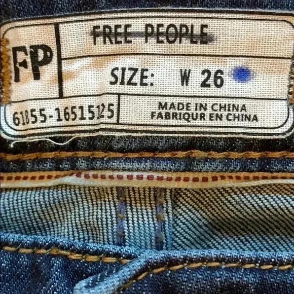 Free People women’s jeans. - Picture 3 of 4
